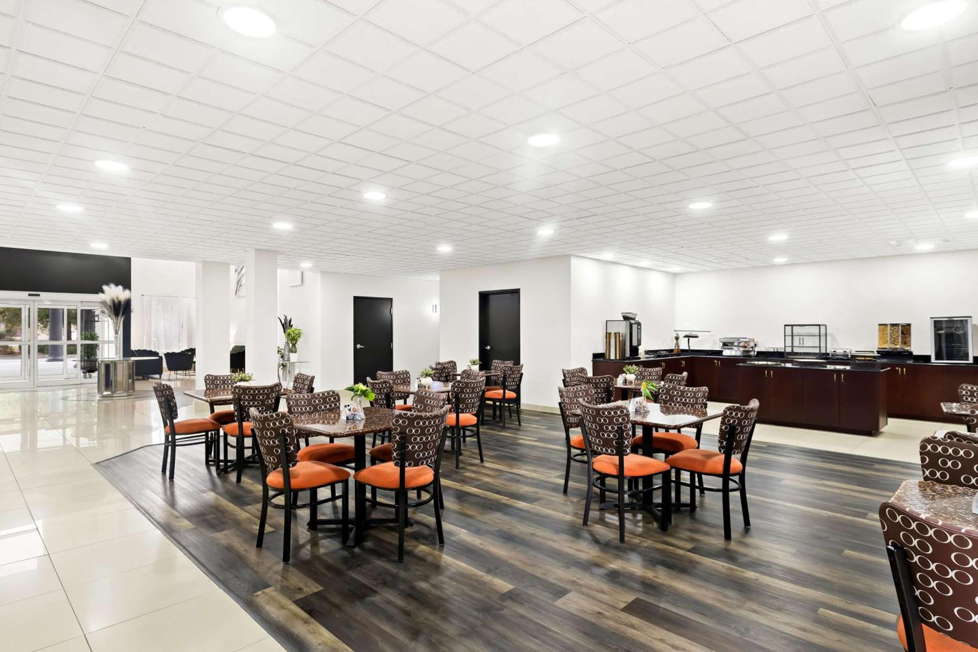 Sonesta Essential Savannah Hotel 3*