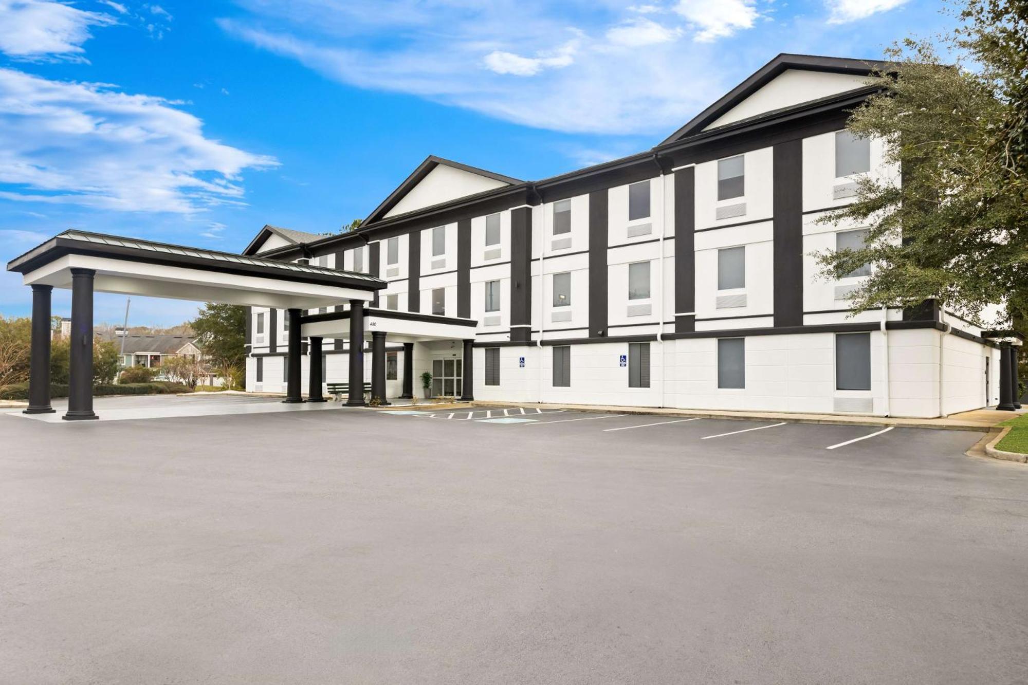 Sonesta Essential Savannah 3*