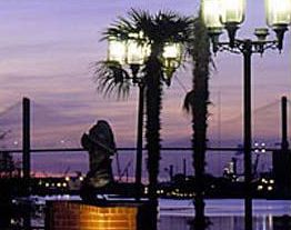Sonesta Essential Savannah Hotel