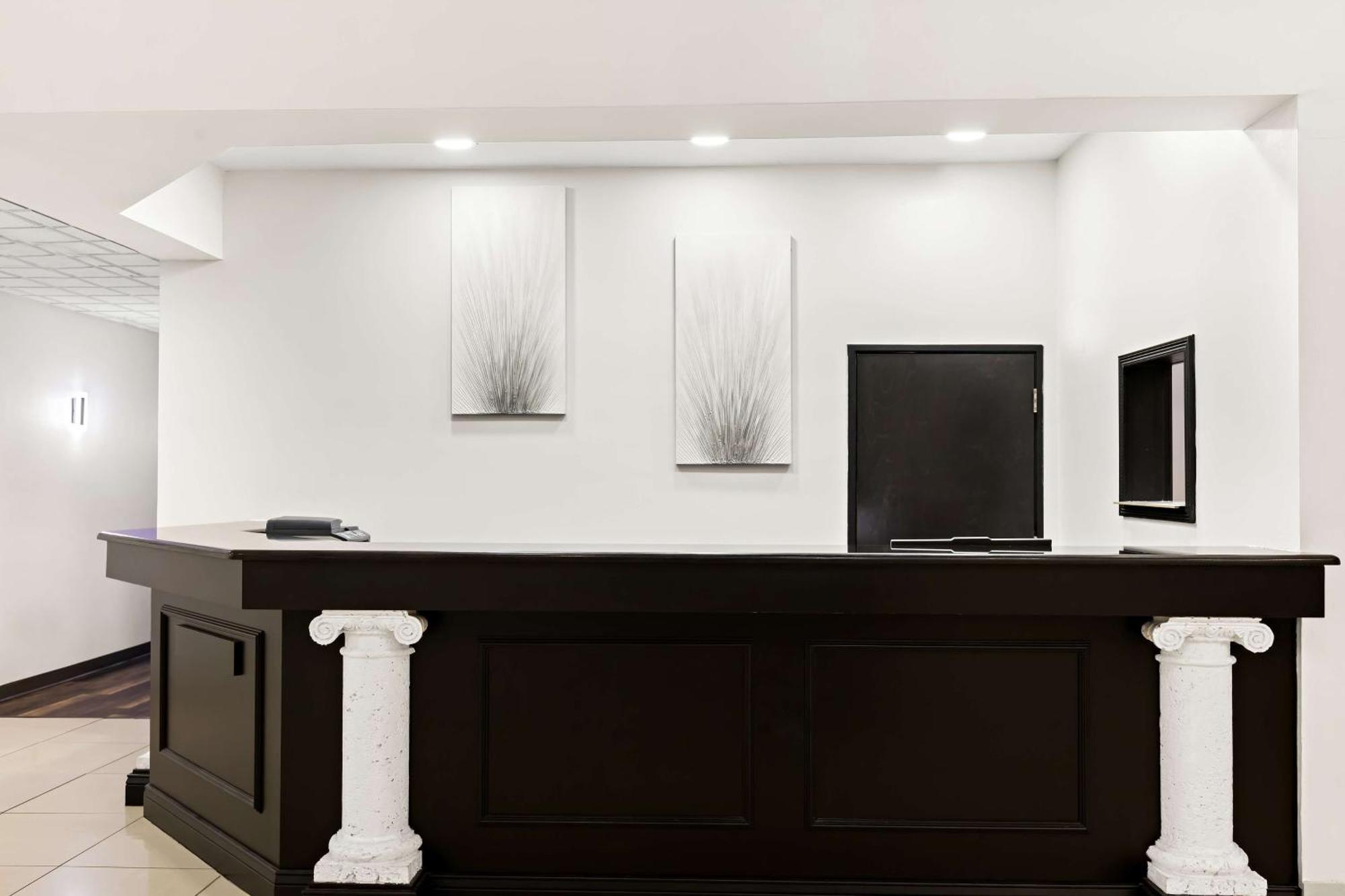 Hotel Sonesta Essential Savannah Georgetown